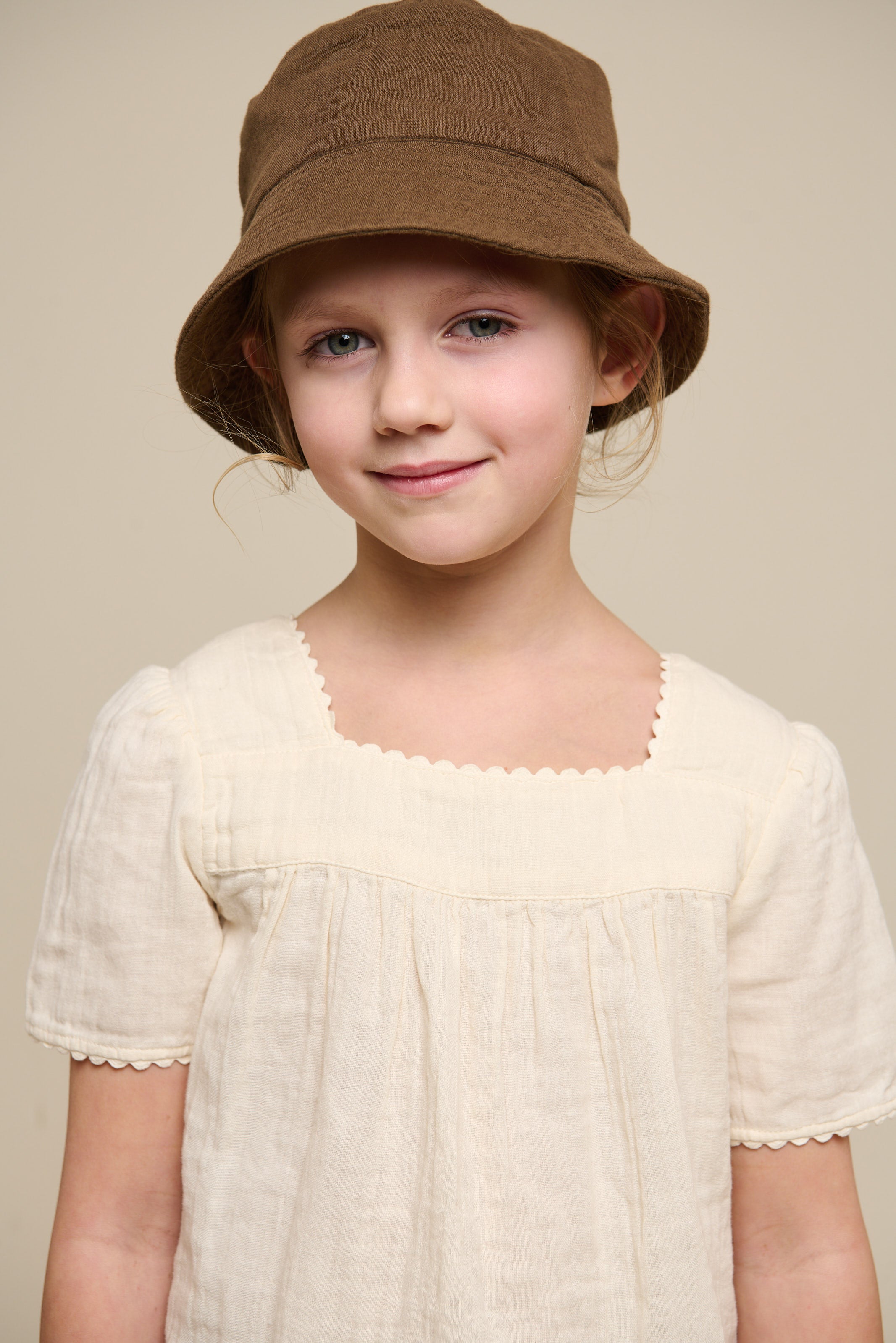 Gauze Bucket Hat - Tween - Dark Brown | 100941 Jasmine