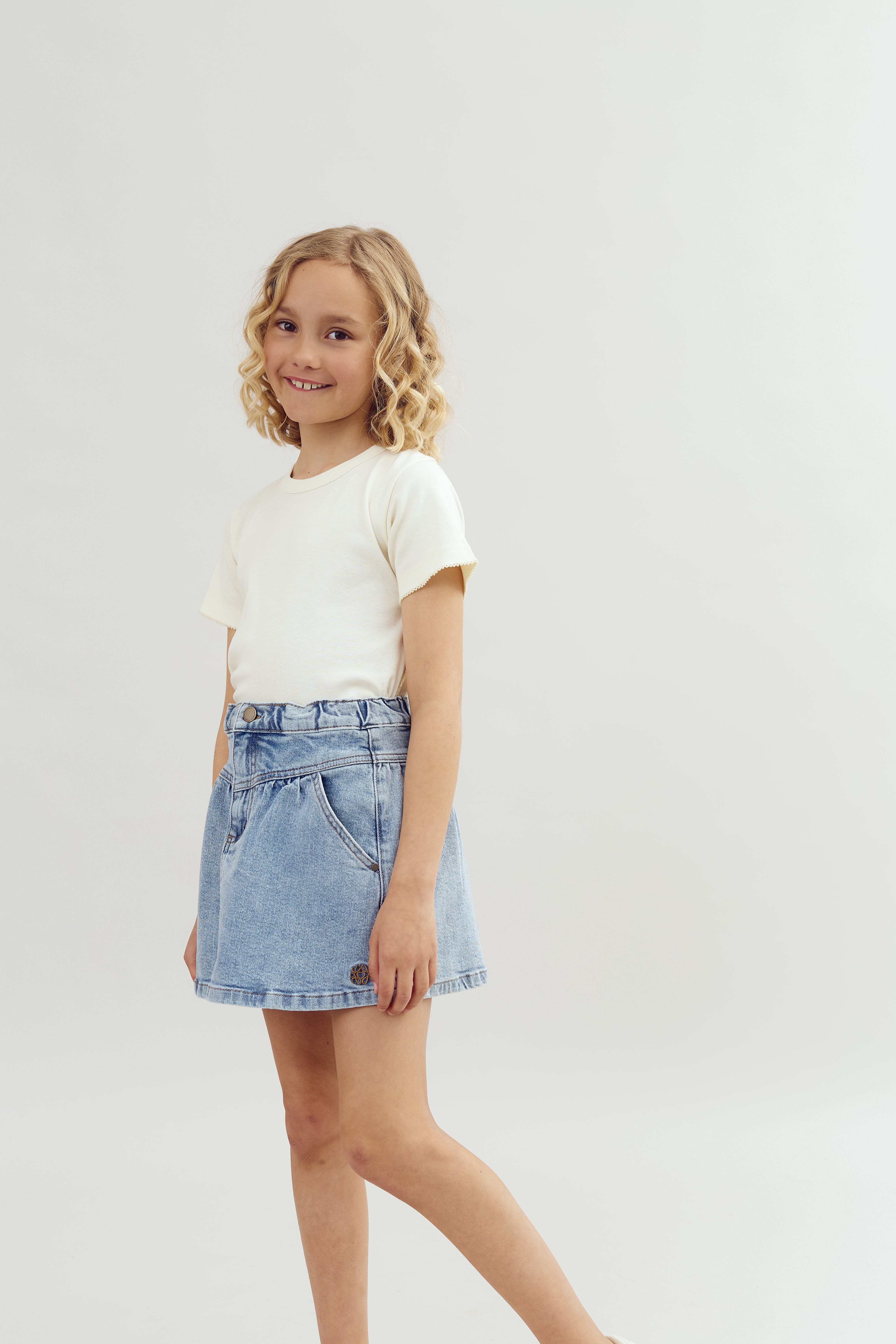 Fitted T-Shirt w. Picot stitch - Tween - Off White | 100382 Tina
