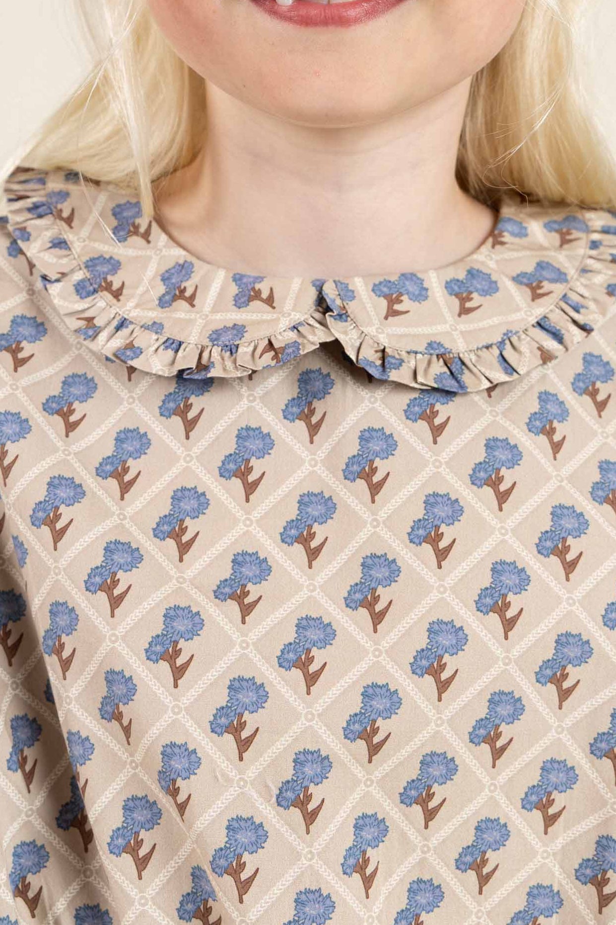 Printed Cotton Poplin Dress with Elastic waist - Tween - Caffe Latte w. Blue | 100801 Amine