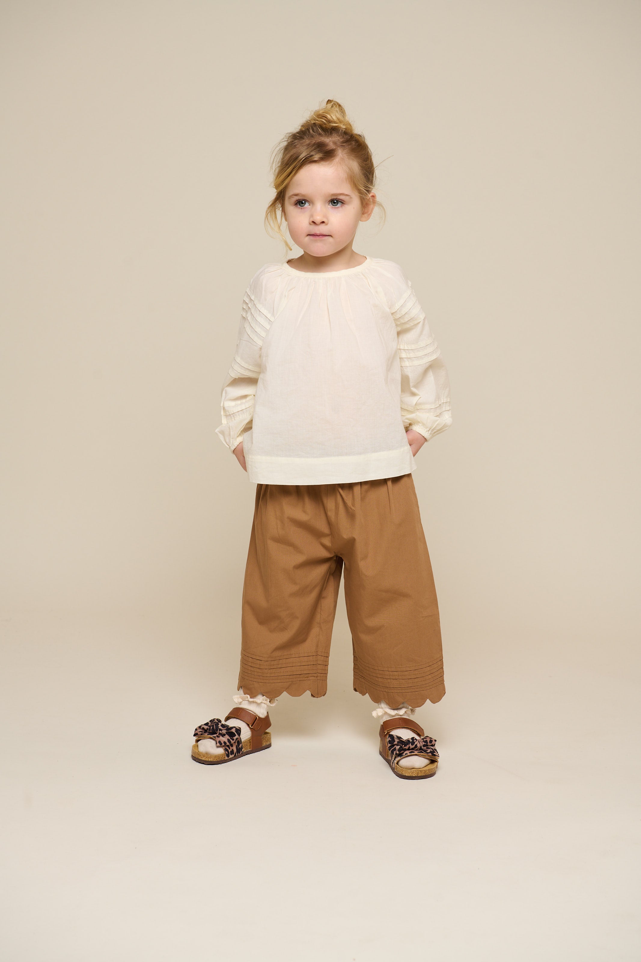Poplin Trouser with Scallop Edge - Kids - Coconut | 101048 Joy