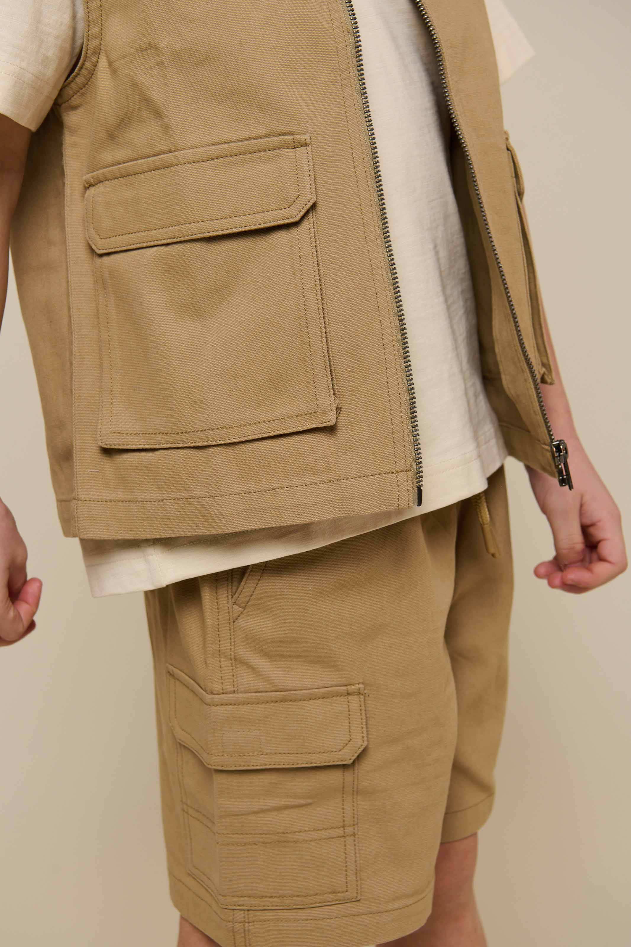 Canvas Cargo Shorts - Tween - Khaki | 101121 Isack