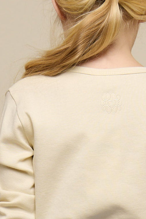 T-shirt with Flower Application - Tween - Offwhite | 101232 Sarah