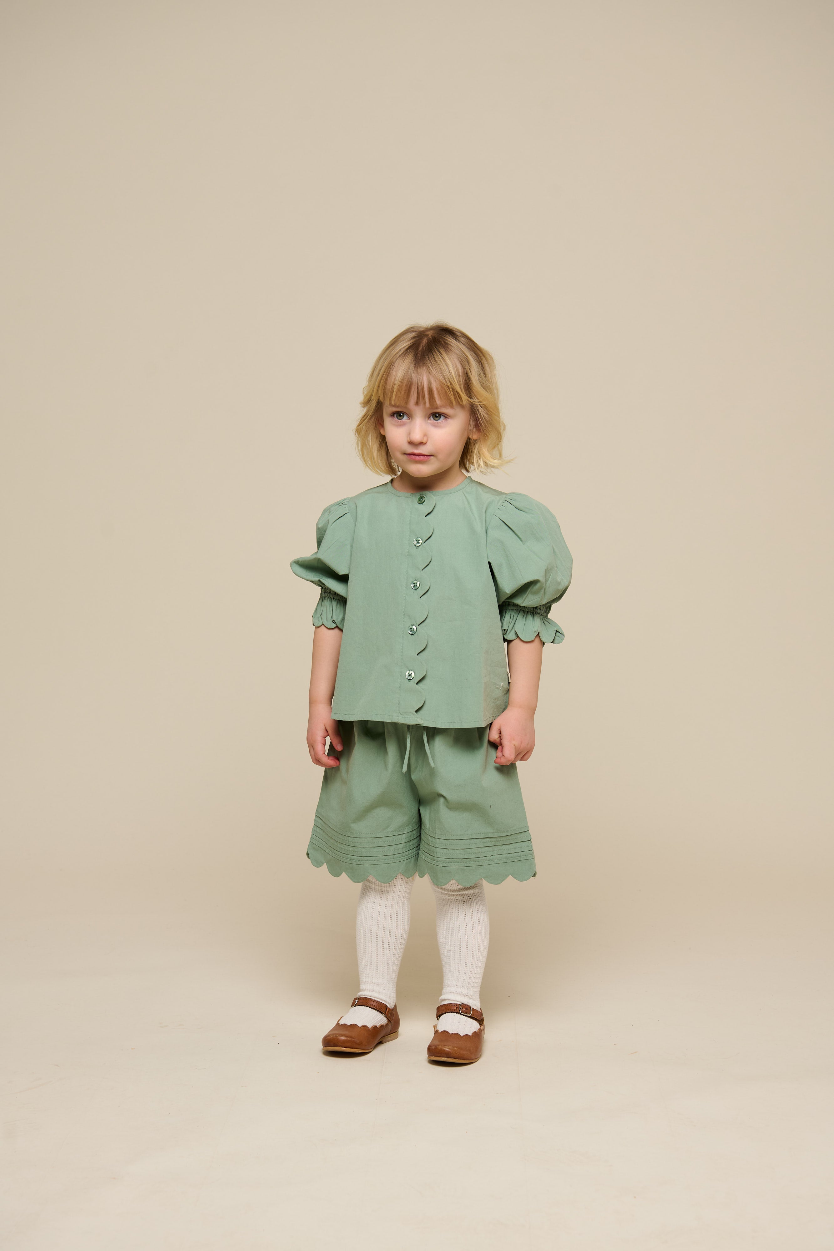 Poplin Shorts with Scallop Edge - Kids - Dusty Green | 101045 Joy